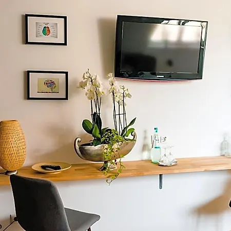 & Bischoff Hotel