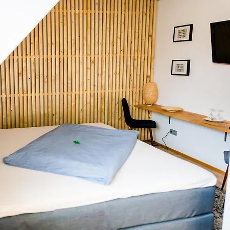 Hotel & Bischoff Rodgau